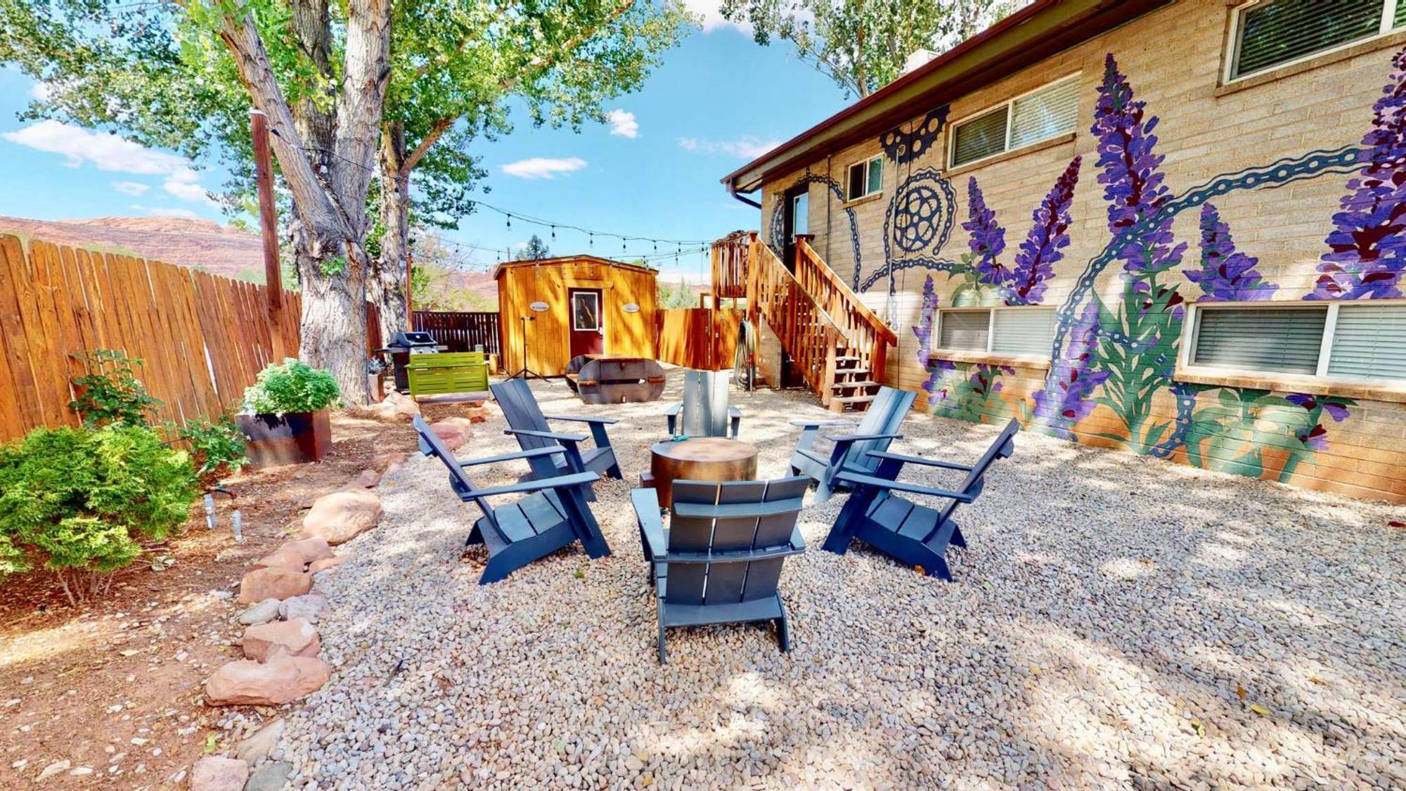 Downtown Cozy Home Base - Purple Sage 3 Моуаб Екстериор снимка